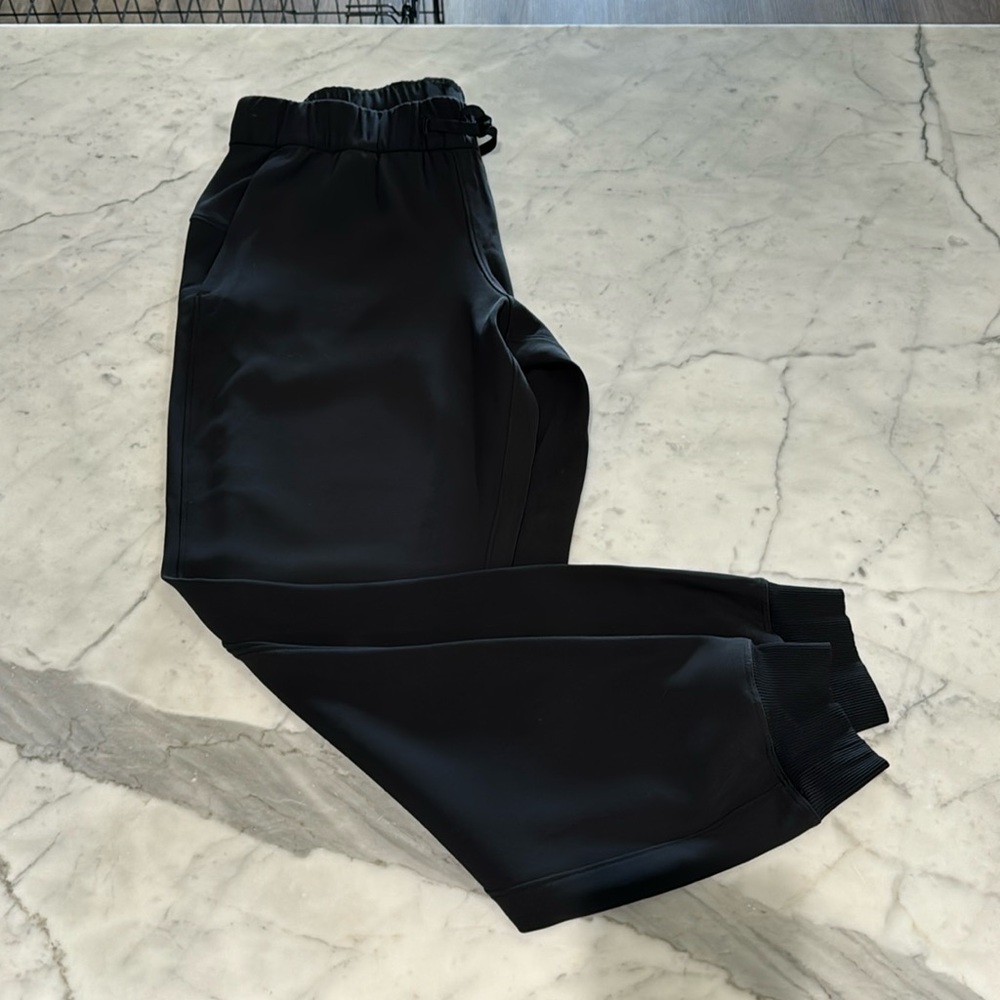 Lululemon Ready To Jogger 28” Size 6